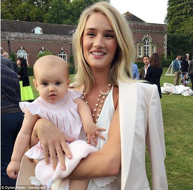Rosie Huntington-Whiteley Children: Meet Isabella James Statham