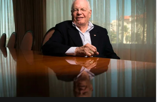 Alexander W. Dreyfoos Jr obituary