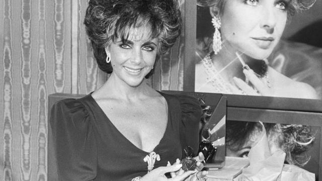 Did Elizabeth Taylor Own the Prince of Wales brooch?