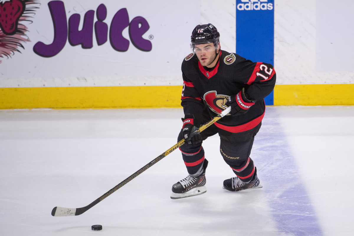 Alex DeBrincat age: How old is Alex DeBrincat?