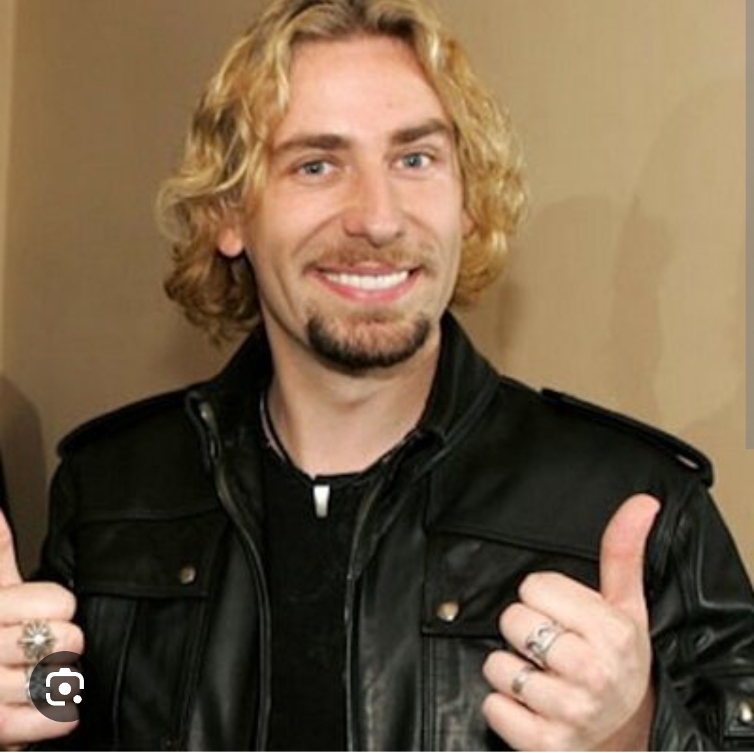 Is Chad Kroeger still in Nickelback? What song did Chad Kroeger write for Avril Lavigne?