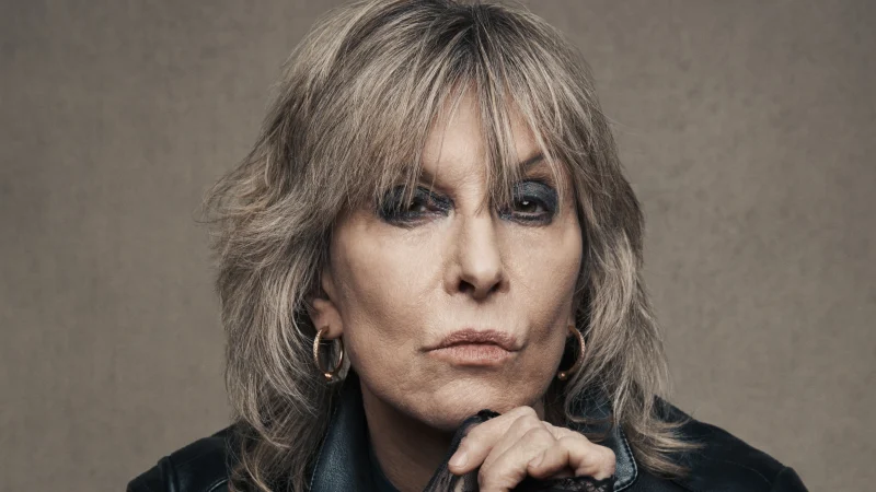 Chrissie Hynde Age, Height, Songs, Music Groups, Education, Young, Family