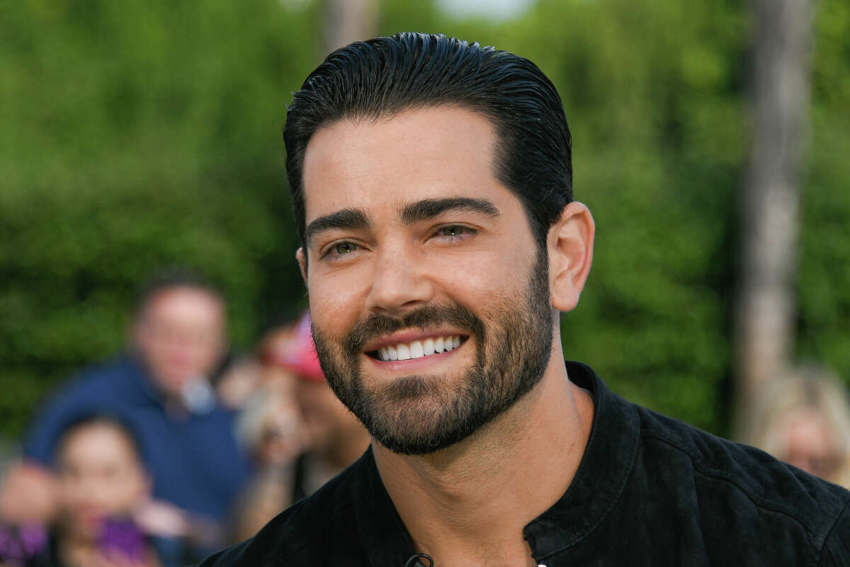 Is Jesse Metcalfe Instagram? Where did Jesse Metcalfe live?