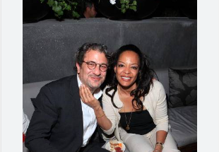 Mark Gordon: Who is Lauren Vélez‘s husband?