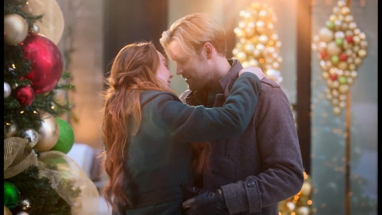 Did Lindsay Lohan and Chord Overstreet kiss?