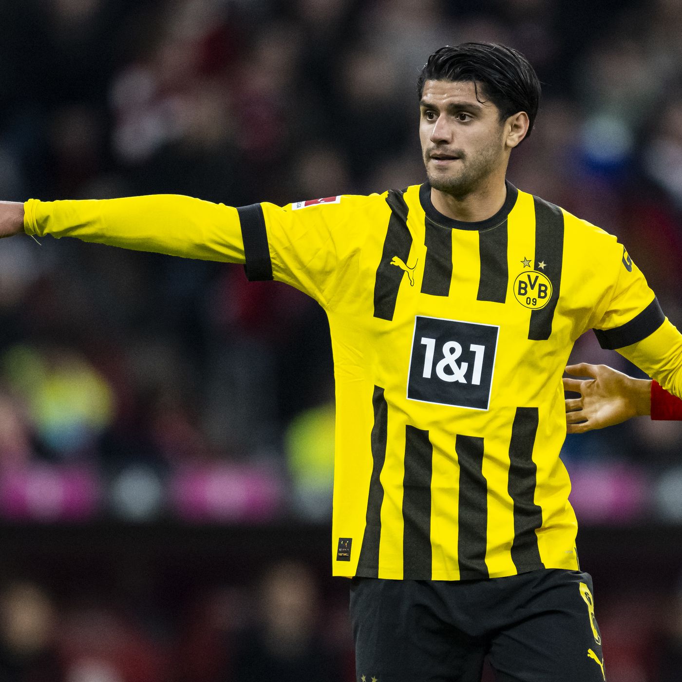 What happened to Mahmoud Dahoud? Why is Mahmoud Dahoud leaving Borussia Dortmund?