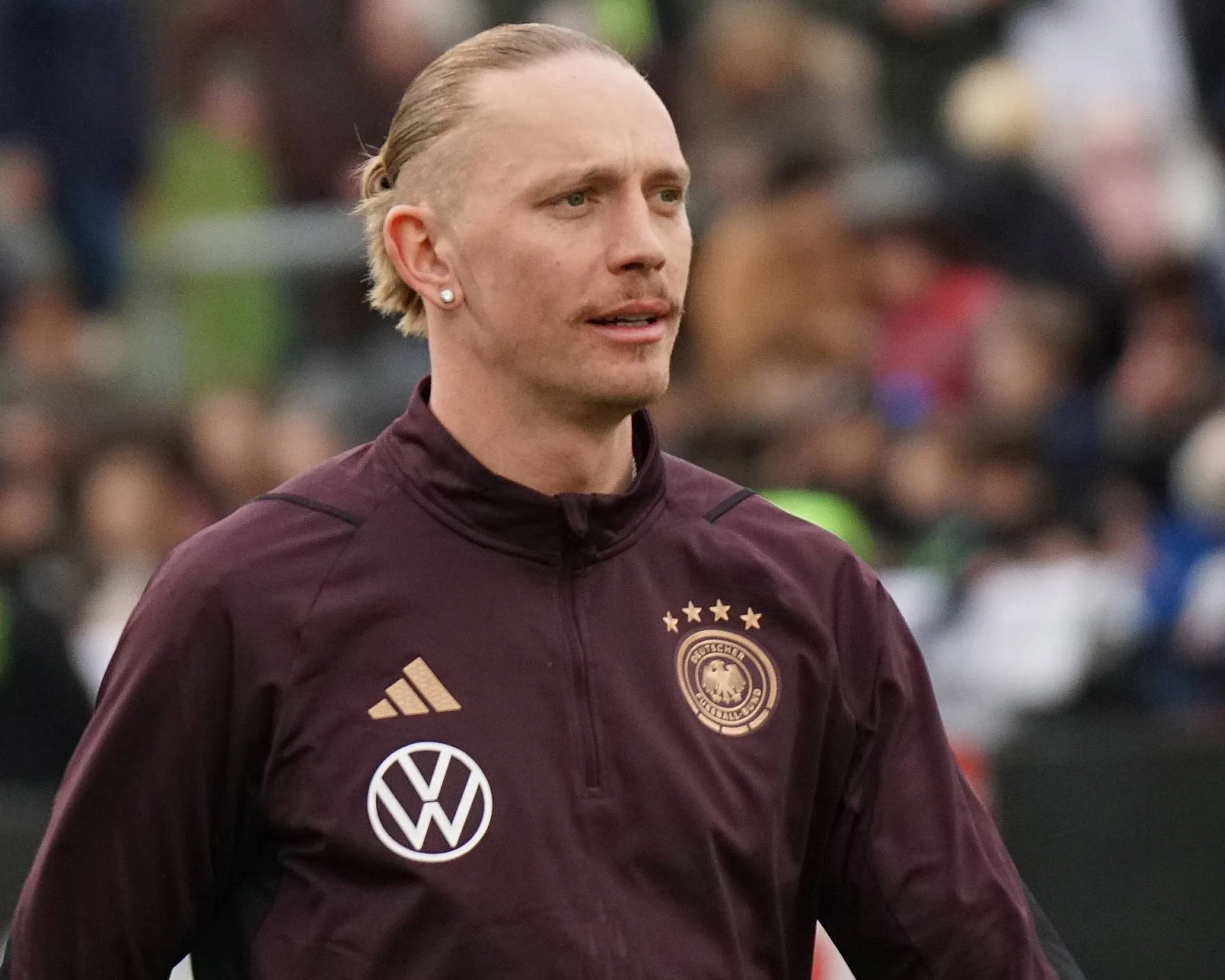 Marius Wolf Position, FIFA 23 Rating, Family, Nationality, Age