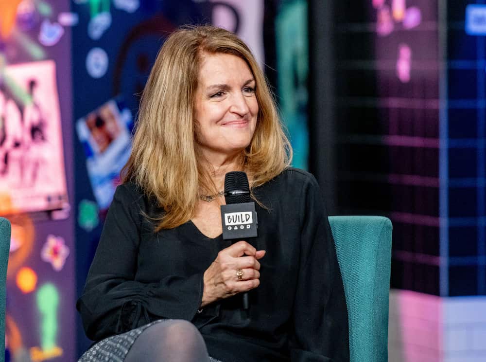 Chris Elliott Wife: Meet Paula Niedert Elliott
