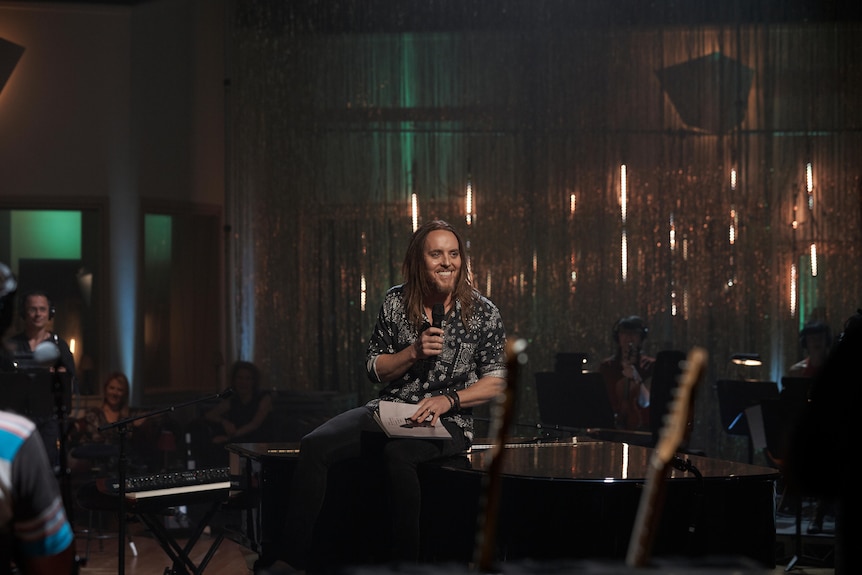 What is Tim Minchin famous for?