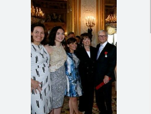 Tom Brokaw Children: Meet Sarah Brokaw, Andrea Brooks Brokaw, and Jennifer Jane Brokaw