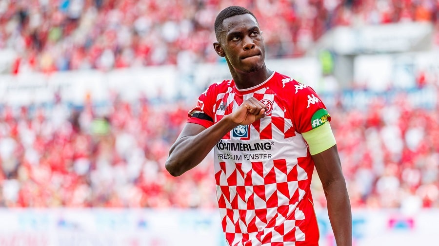 Moussa Niakhaté salary: How much does Moussa Niakhaté make?