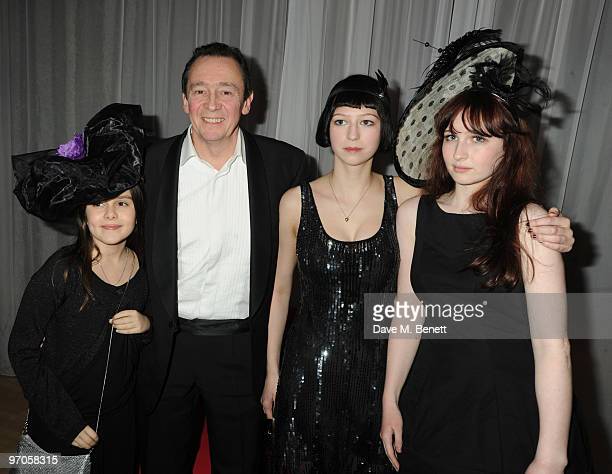 Paul Whitehouse Children: Meet Molly Whitehouse, Sophie Whitehouse, Lauren Whitehouse