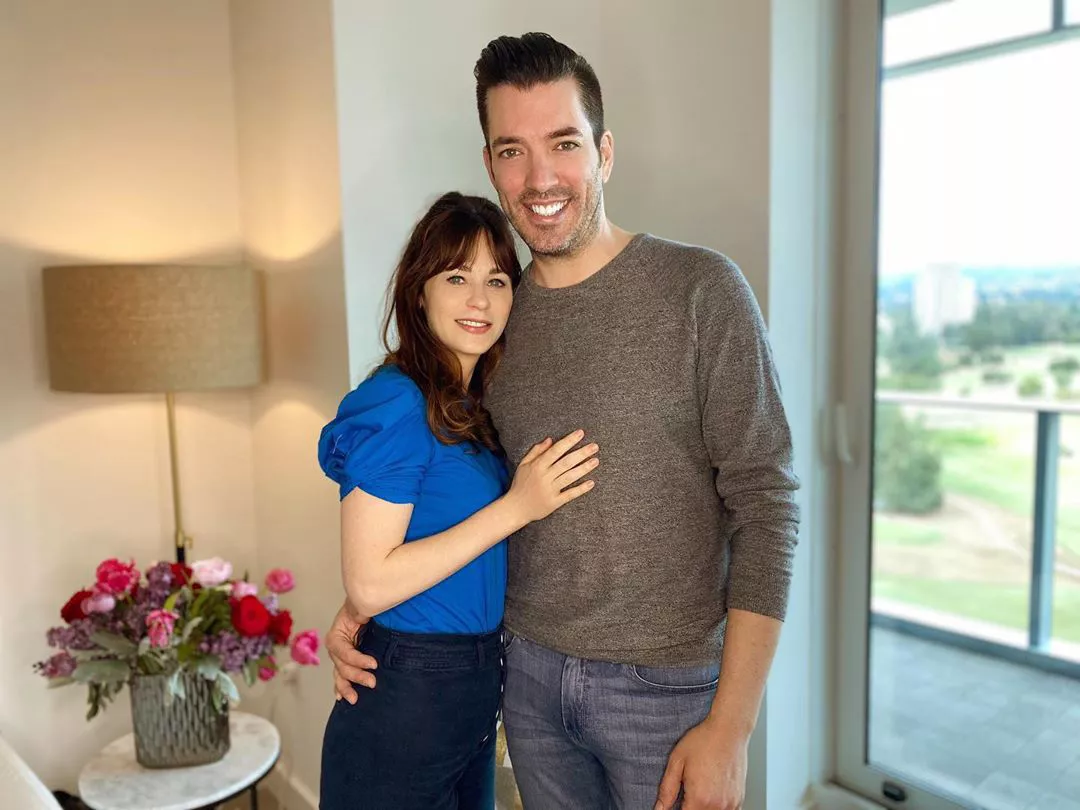 Who is Zooey Deschanel’s partner Jonathan Scott?