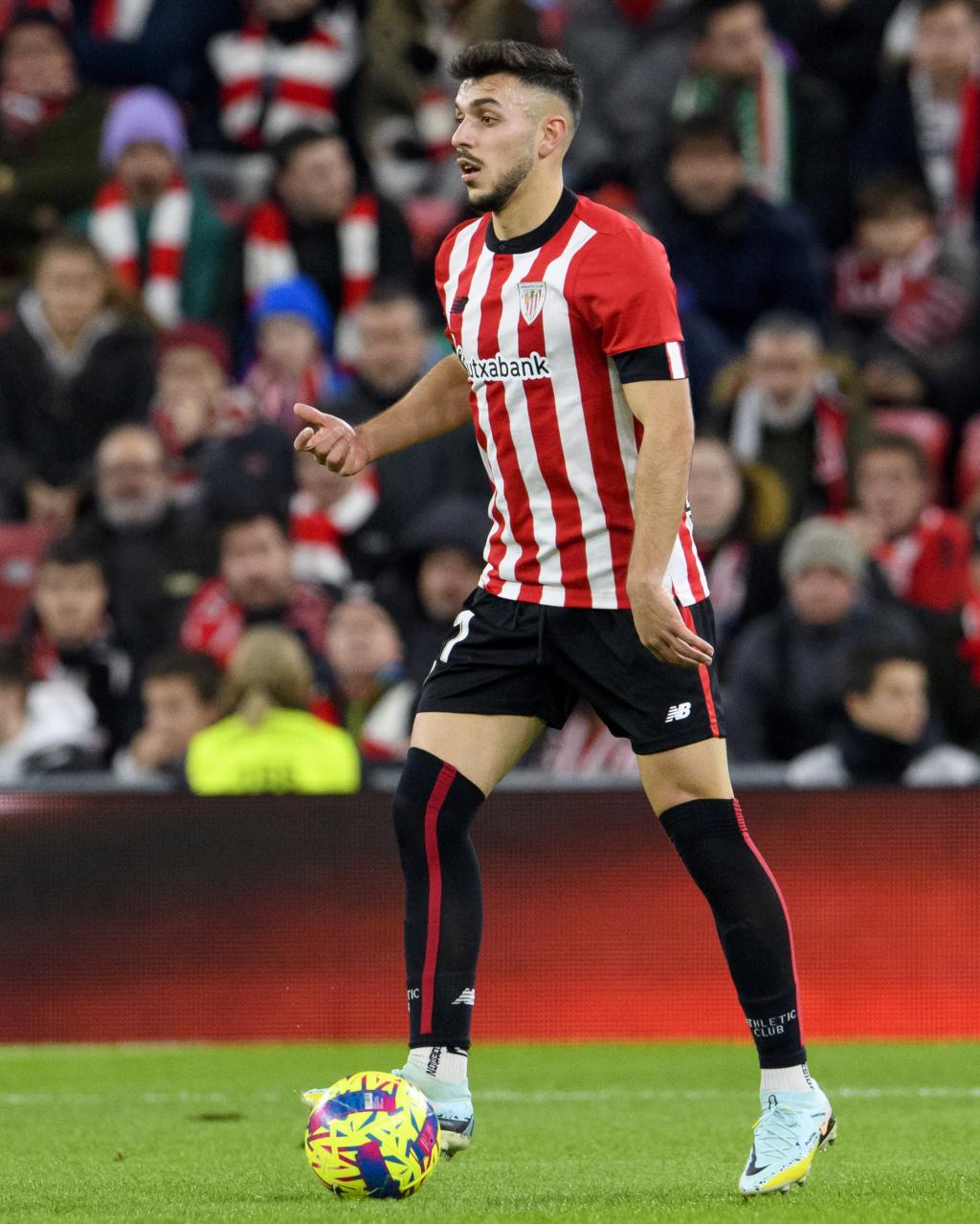 Aitor Paredes Age, FIFA 23 Rating, Stats, Current Team, Position, Nationality