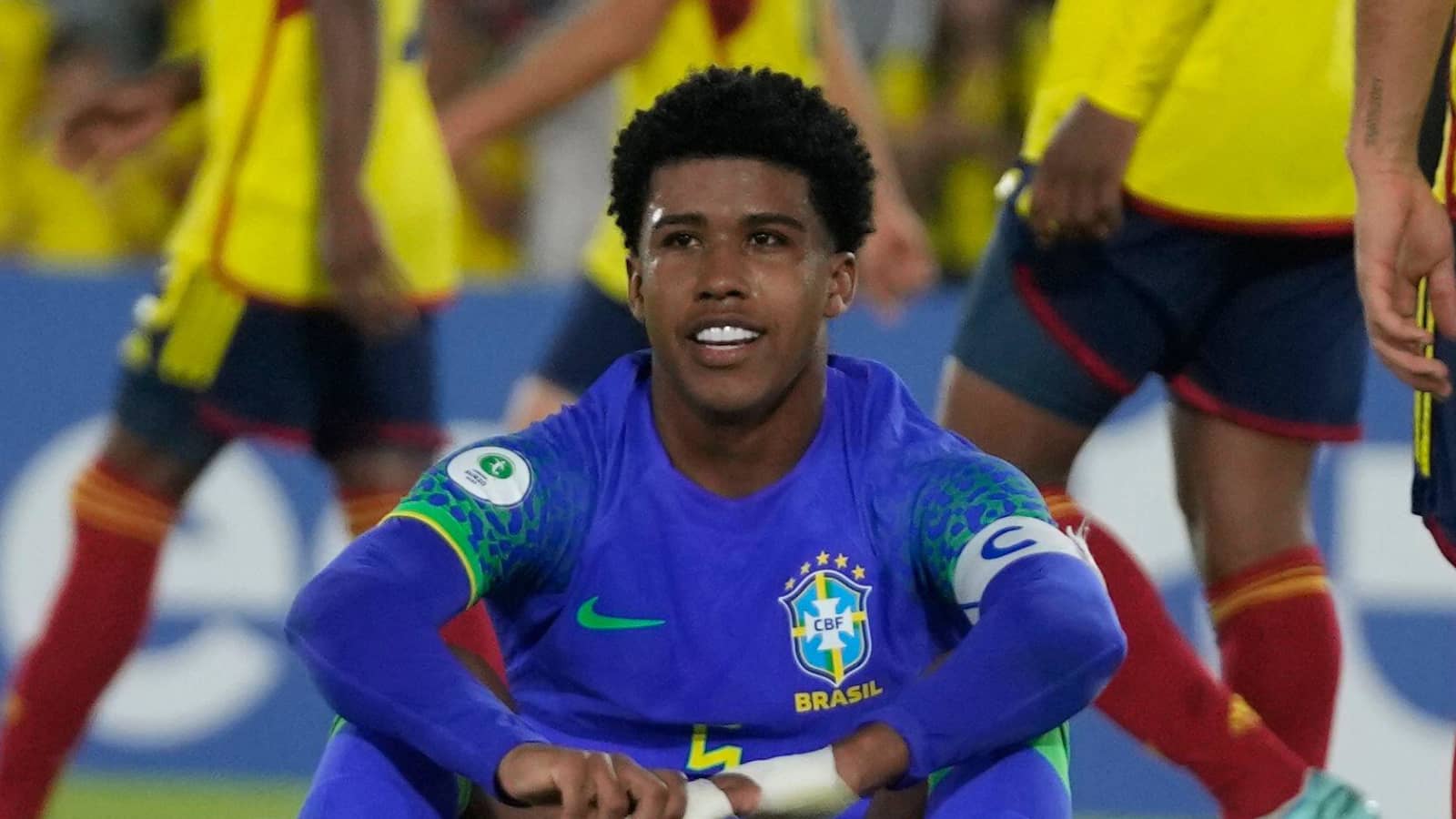 Andrey Santos Unlikely to Return to Strasbourg, Set to Join Chelsea First Team