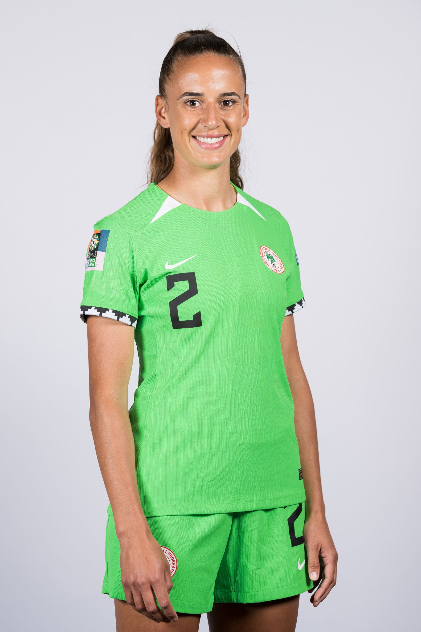 Ashleigh Plumptre Nationality, Ethnicity, Age, Height, Current Teams, Stats