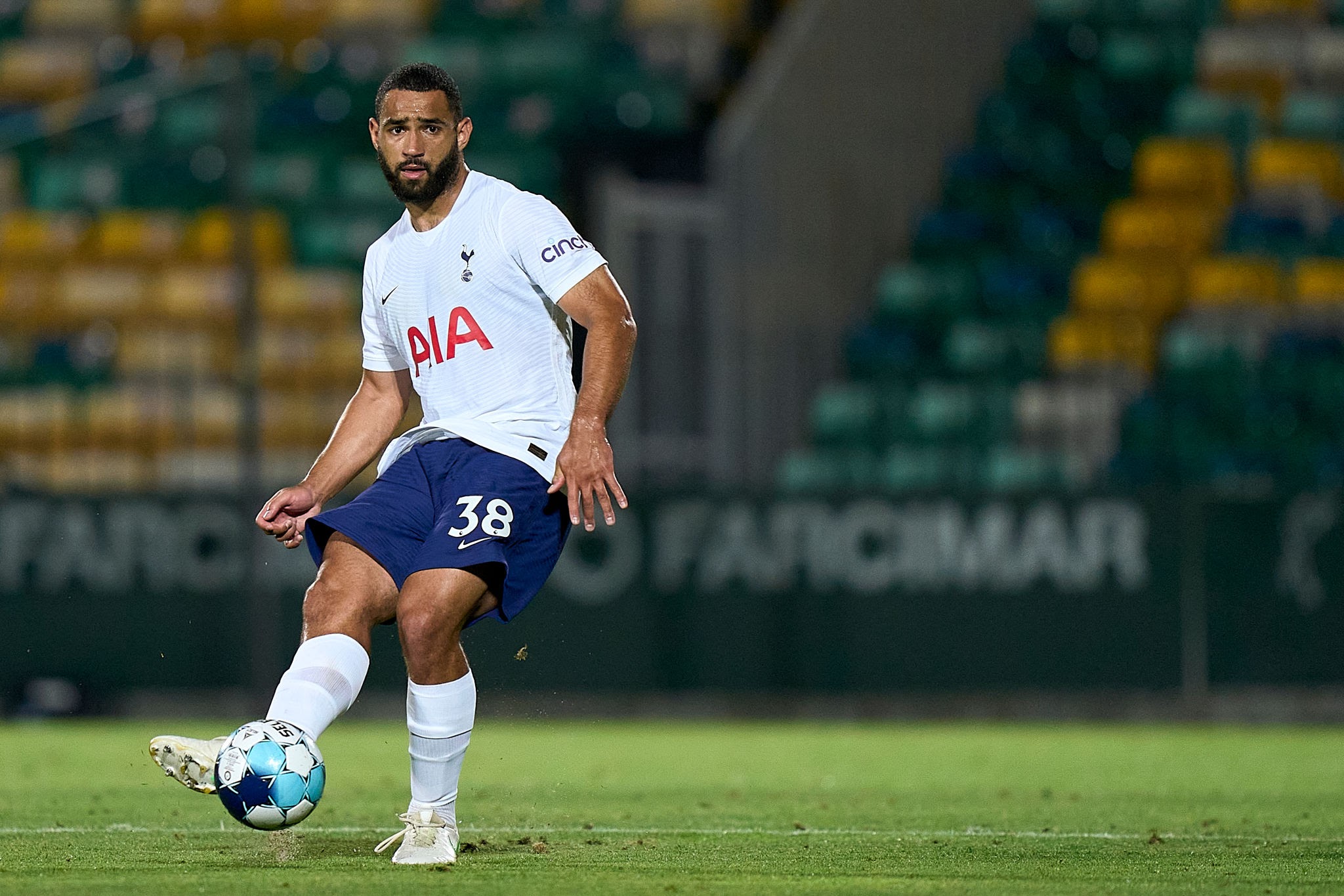 Cameron Carter-Vickers weight: How much does Carter Vickers weigh?
