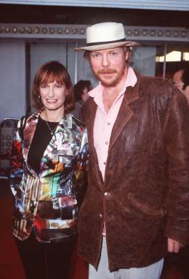 Jonathan Hensleigh: Who is Gale Anne Hurd‘s husband?