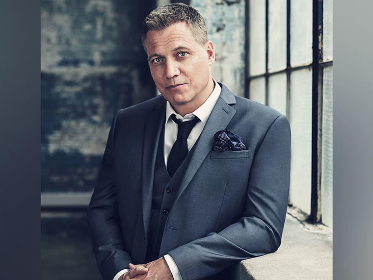 Who played Santora on Burn Notice?