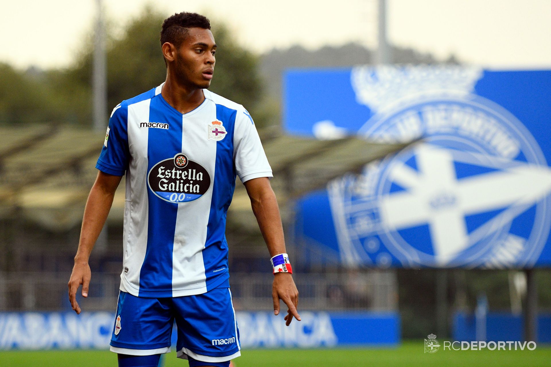 Ismael Díaz Age, Position, Weight, Nationality, Teams Played