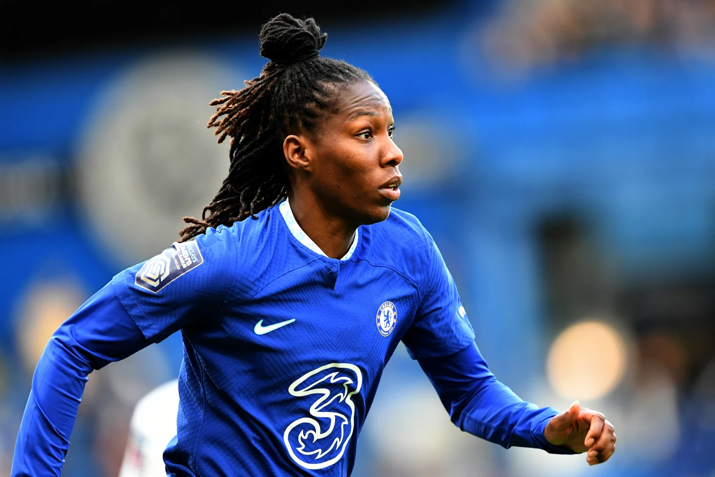 Where was Kadeisha Buchanan born? Where does Kadeisha Buchanan live?