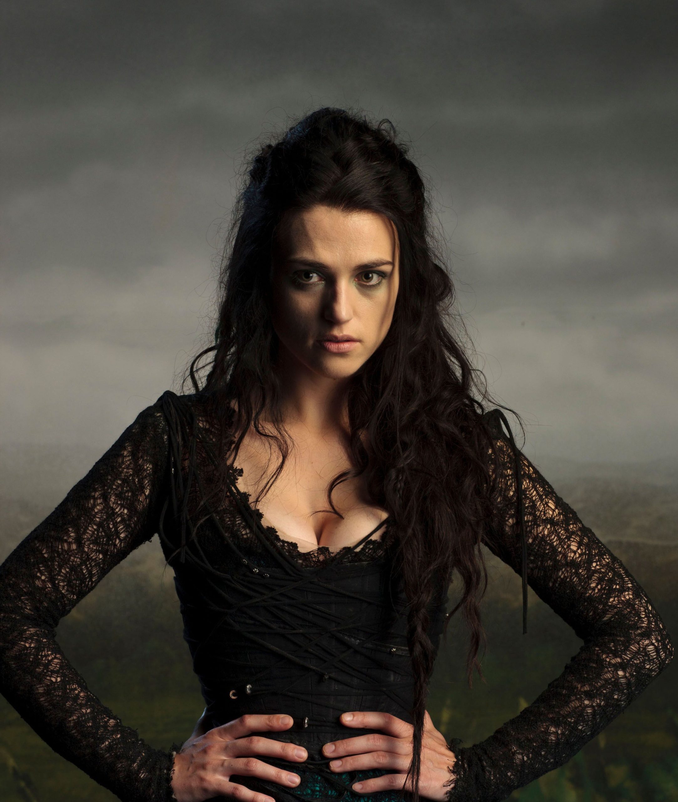 What is Katie McGrath natural hair color? Does Katie McGrath have a pet?