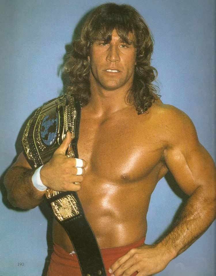Are the von Erichs in the WWE Hall of Fame? Are any von Erichs still wrestling?