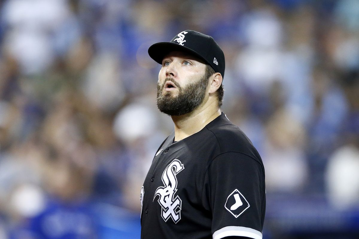 Who does Lance Lynn pitch for? How many pitches did Lance Lynn throw?