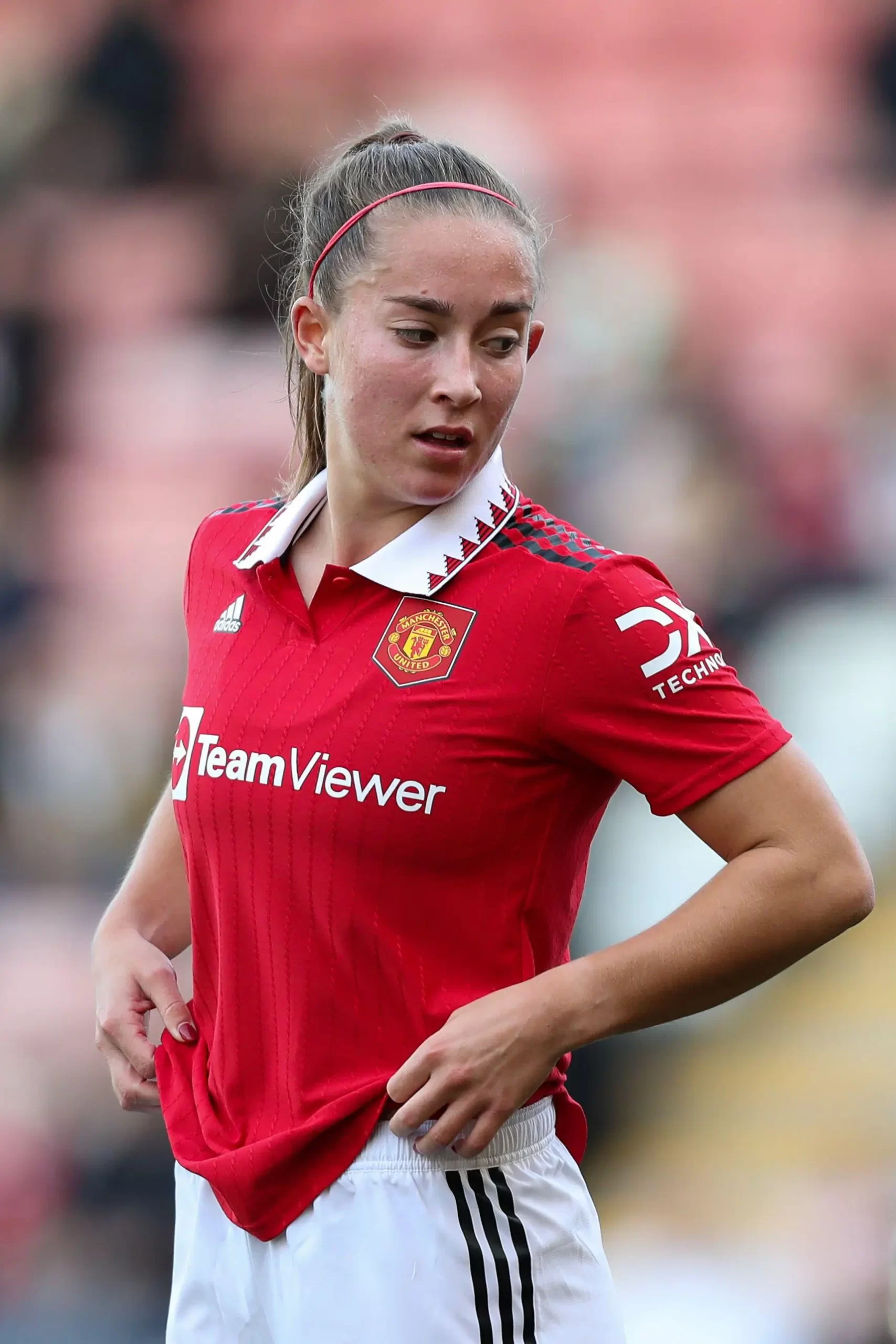 What school did Maya Le Tissier go to? Where is Maya Le Tissier going?
