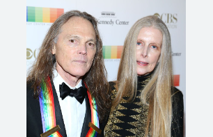 Jean Cromie: Who is Timothy B. Schmit‘s wife?