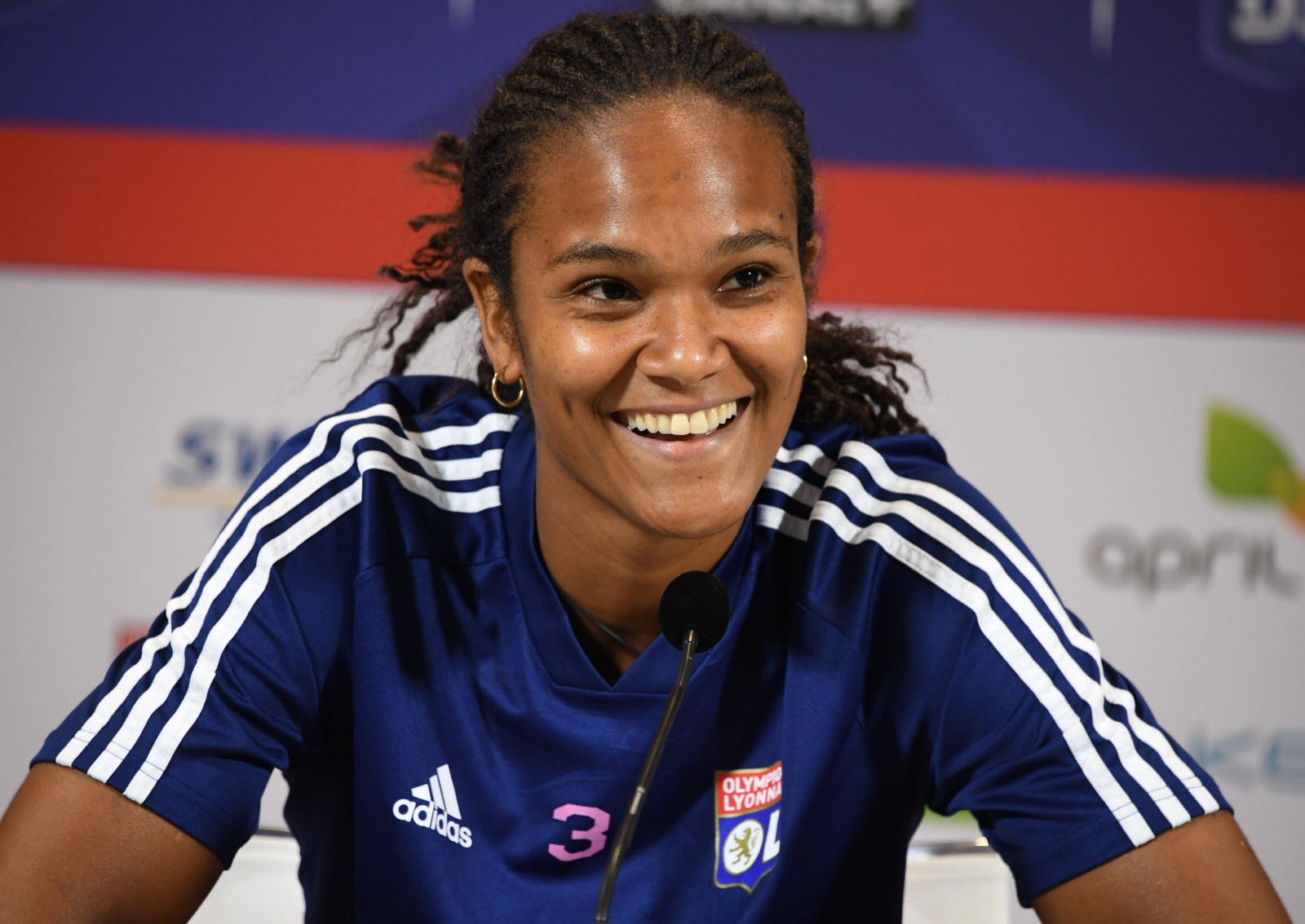 What trophies has Wendie Renard won?