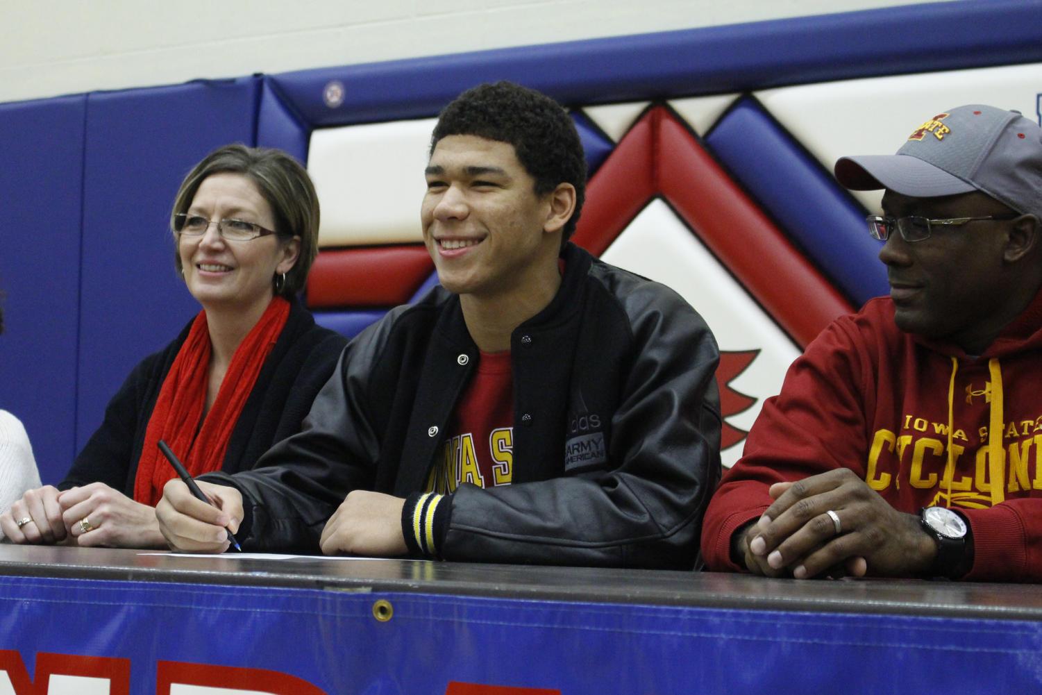 Allen Lazard Parents: Meet Kevin Lazard, Mary Lazard