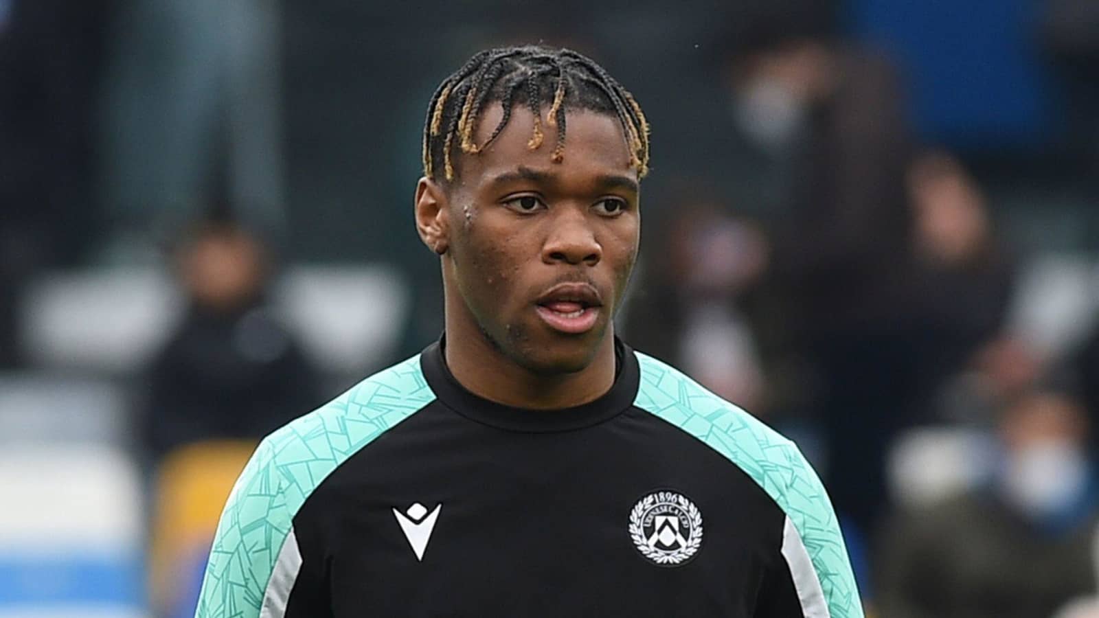 Destiny Udogie Position, Jersey Number, FIFA 23, Transfermarkt, Scouting Report