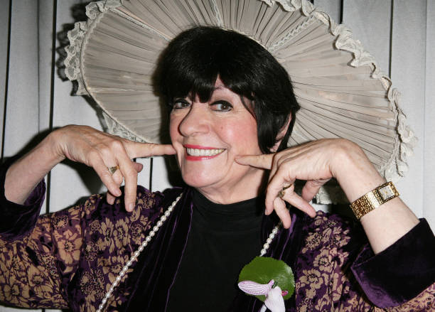 Is Jo Anne Worley still alive?