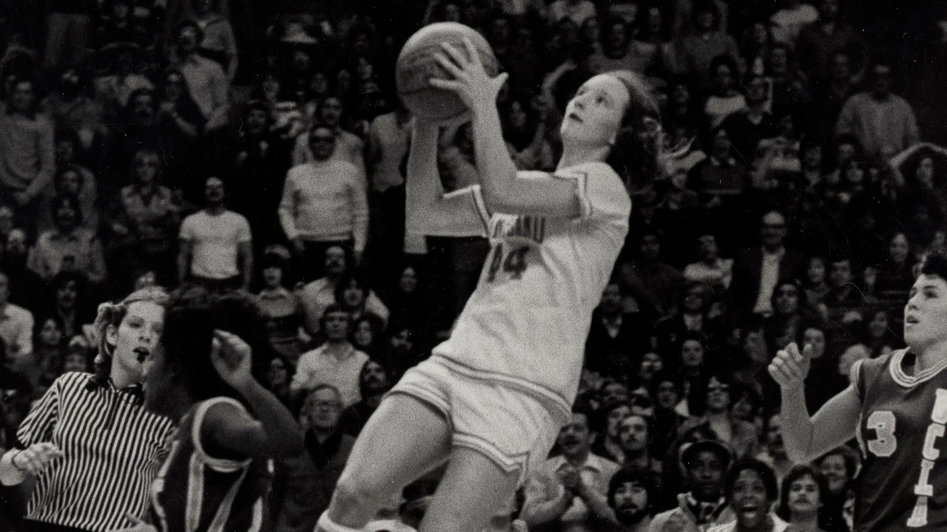 Tara Heiss: Maryland legend and hall of famer dies at 66
