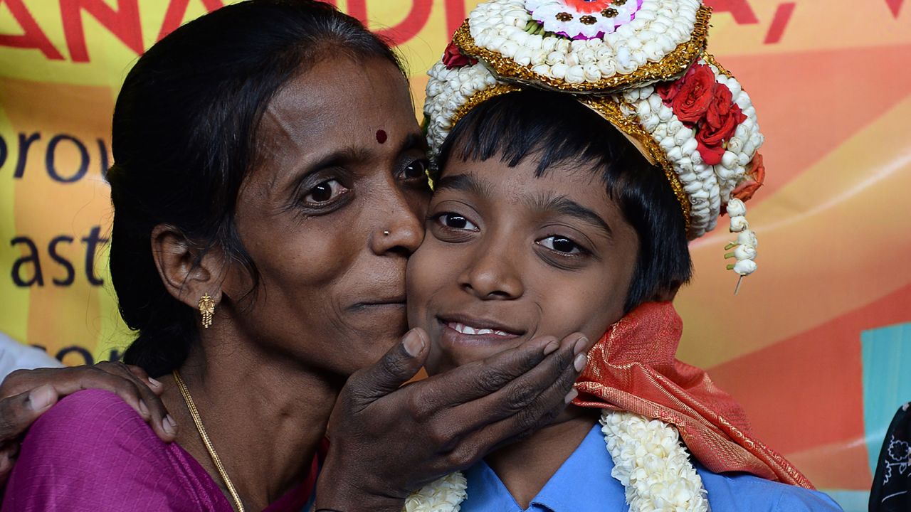 Rameshbabu Praggnanandhaa Parents: Meet Rameshbabu, Nagalakshmi