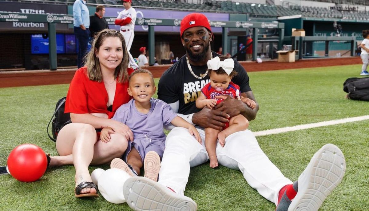 Adolis García wife: Who is Yama Gonzalez?