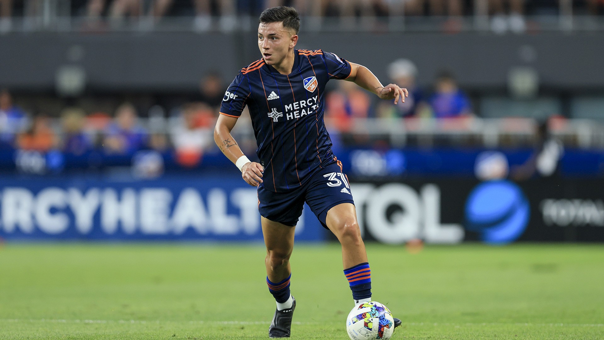 Alvaro Barreal salary: How much does Alvaro Barreal make?