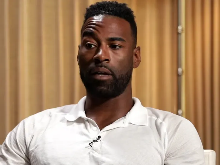 What helmet did Calvin Johnson wear? Why is Calvin Johnson mad at Lions?