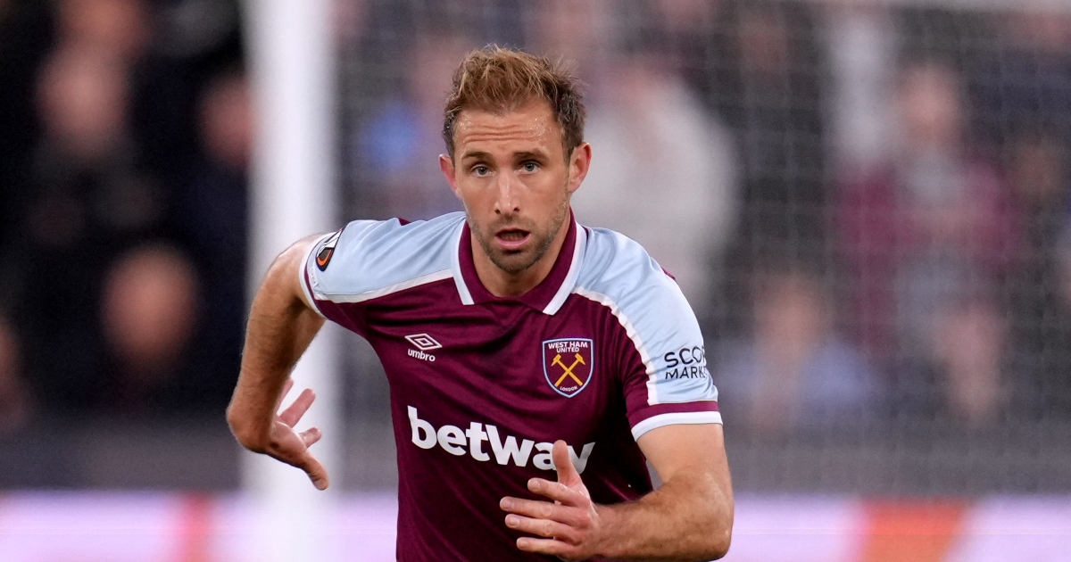 Are Craig Dawson and Michael Dawson related?