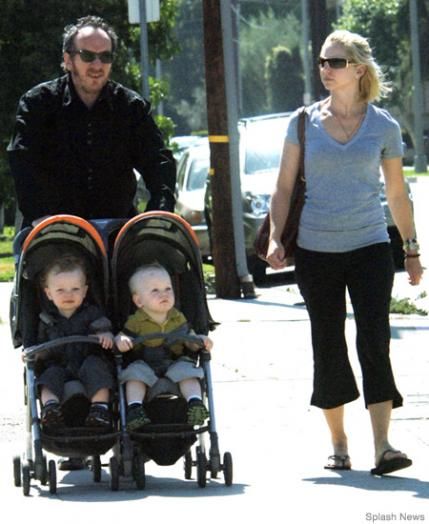Dexter Henry Lorcan MacManus Age, Birthday, Profession, Education, and Mother of Elvis Costello‘s son