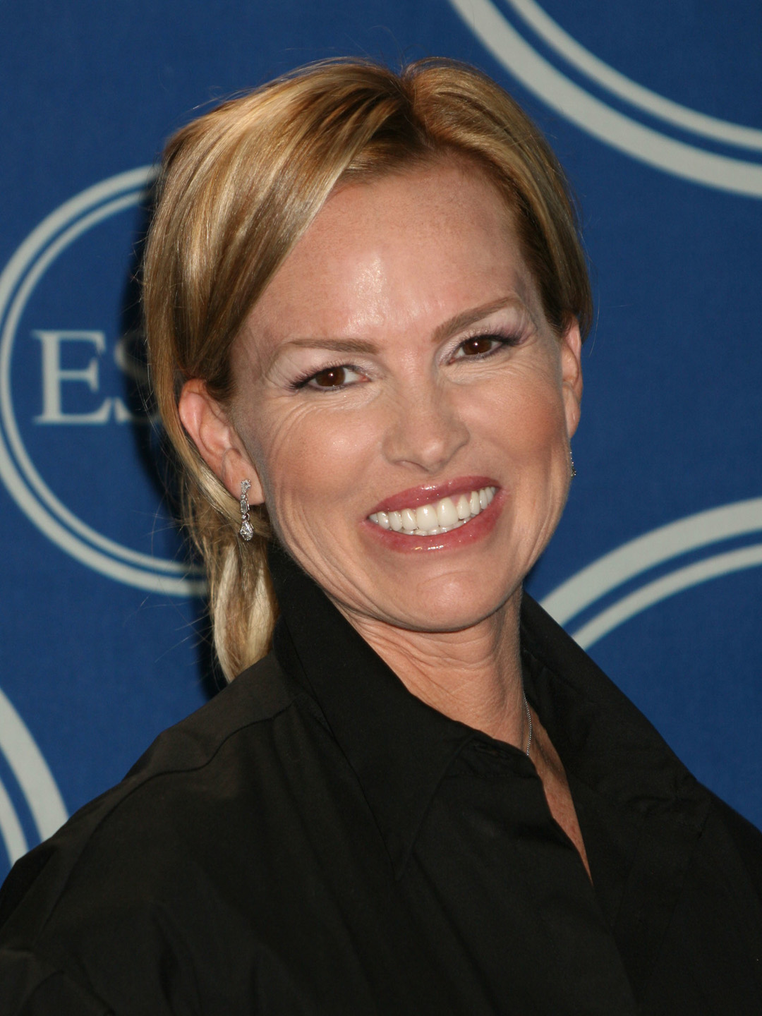Janet Jones Net Worth: How rich is Janet Jones?