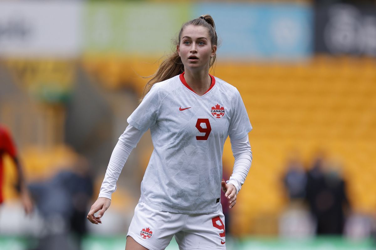 How long have Alphonso Davies and Jordyn Huitema meet? How did Alphonso Davies meet Jordyn?