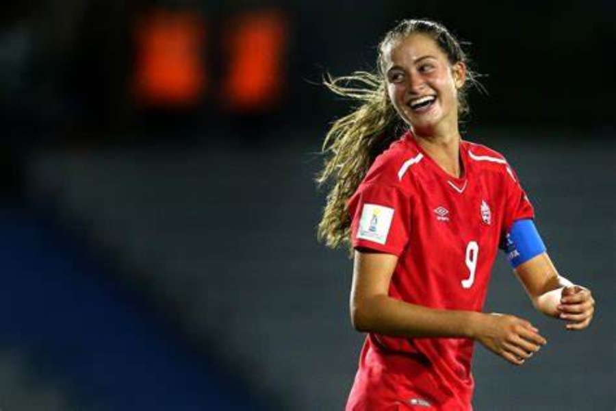 Why Jordyn Huitema left PSG? When did Jordyn Huitema start playing soccer?
