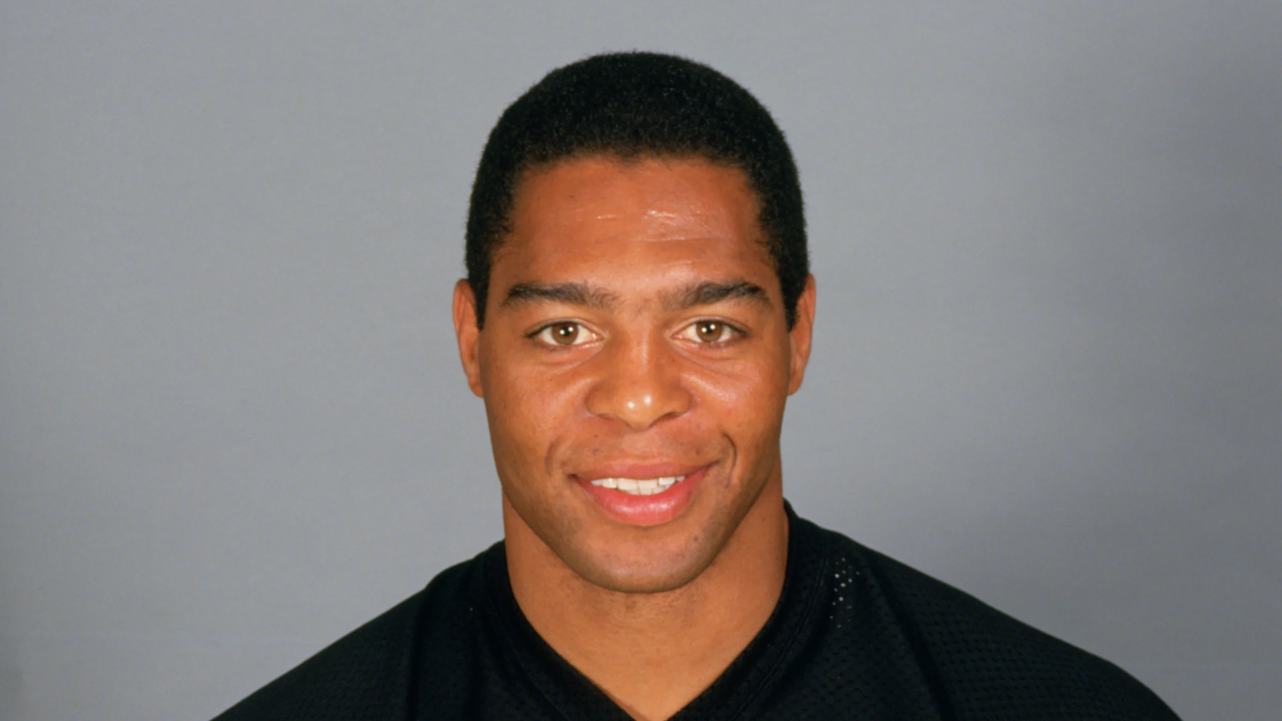 Did Marcus Allen get cut from Steelers? What team did Marcus Allen represent in the Hall of Fame?