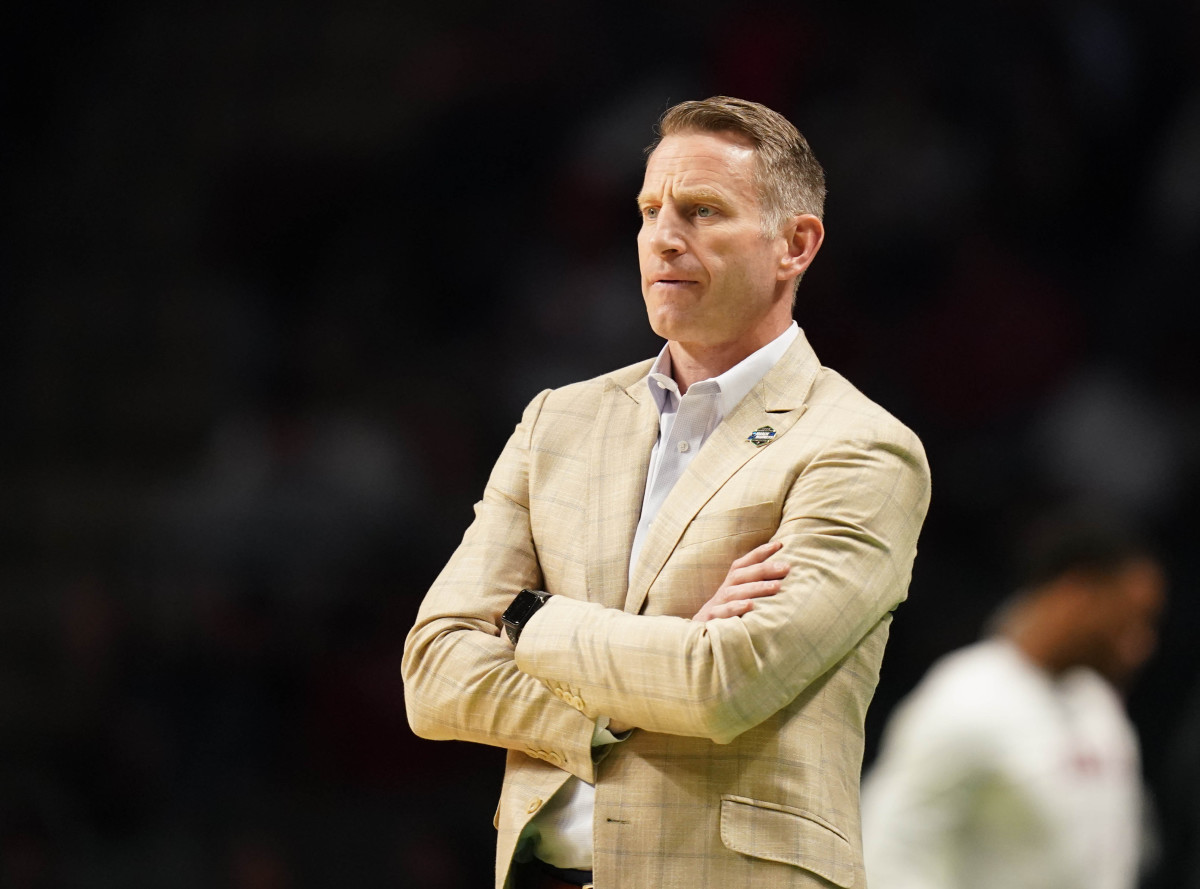 Nate Oats Teams Coached, Coaching Record, Salary, NBA Draft, Height.