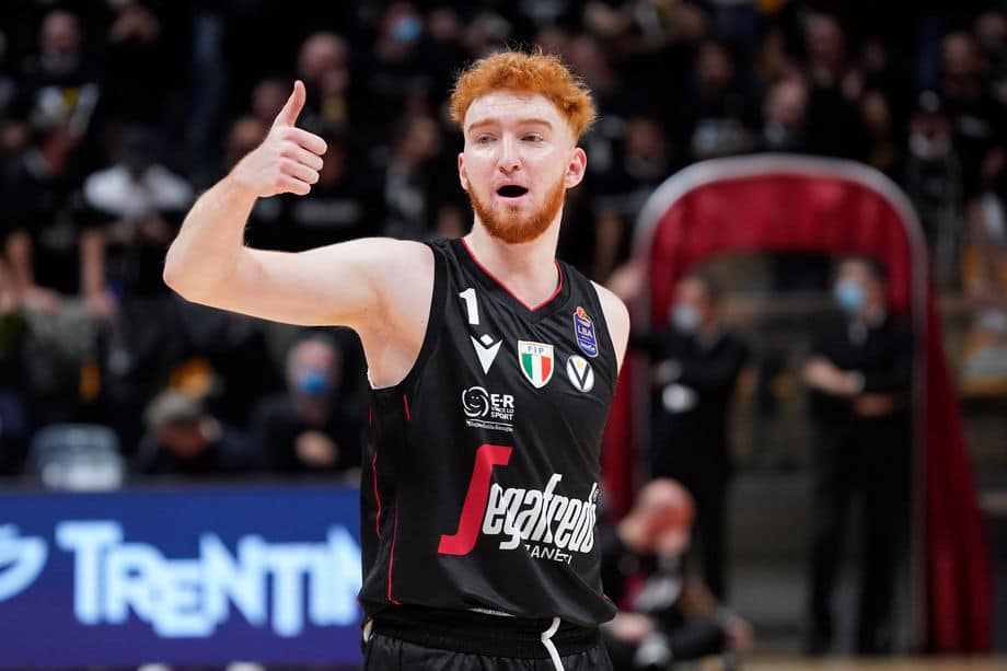 Nico Mannion High School, Contract, College, Instagram, Draft, Nationality