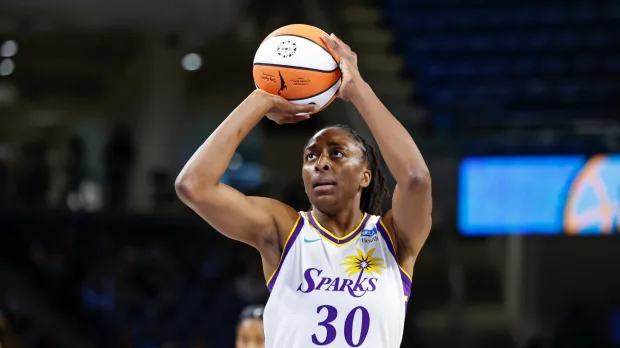 Nneka Ogwumike Current team, Stats, Family, Instagram, Game Log