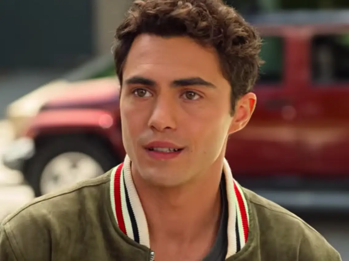 Is Paxton’s actor Japanese? How old is Paxton in real life from Never Have I Ever?