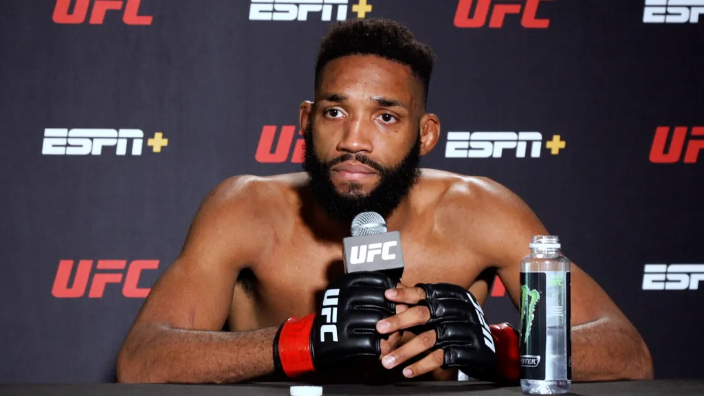 Where is Phil Rowe from? Where does Phil Rowe live? Where does Phil Rowe train?